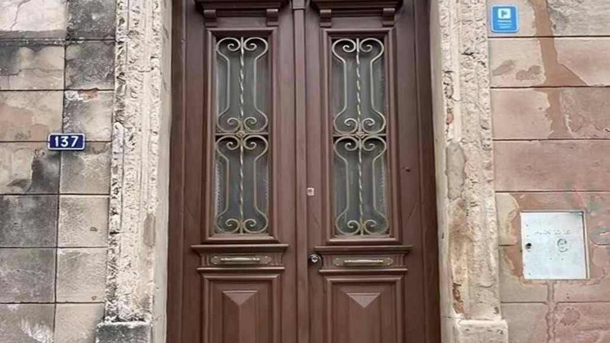 Catedral House | Entire - Renovated Colonial Home in Asuncion