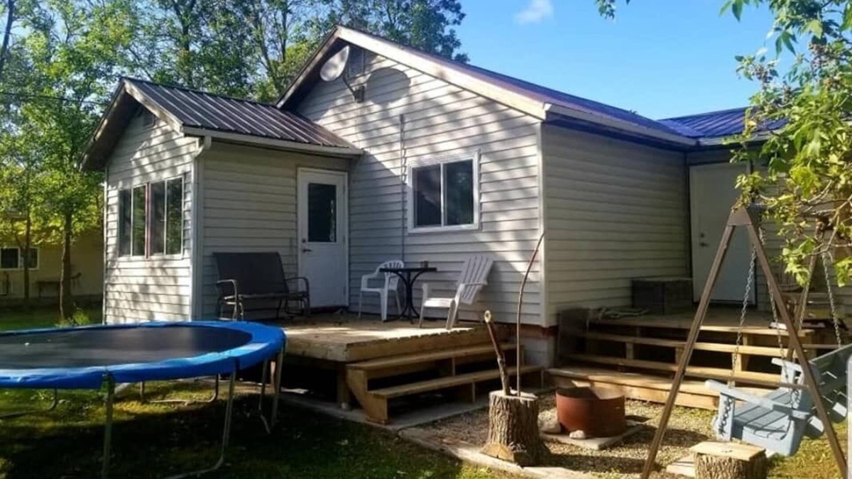 Gimli House | Entire Residential Home