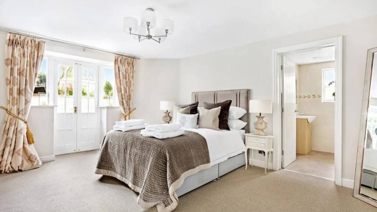 Harrogate City Centre House | Entire spacious apartment - central Harrogate