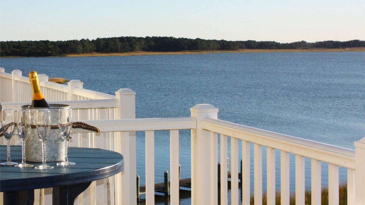 Bethany Beach Villa | Entire Villa with Gorgeous Bay Views and 5 minute Walk to the Beach