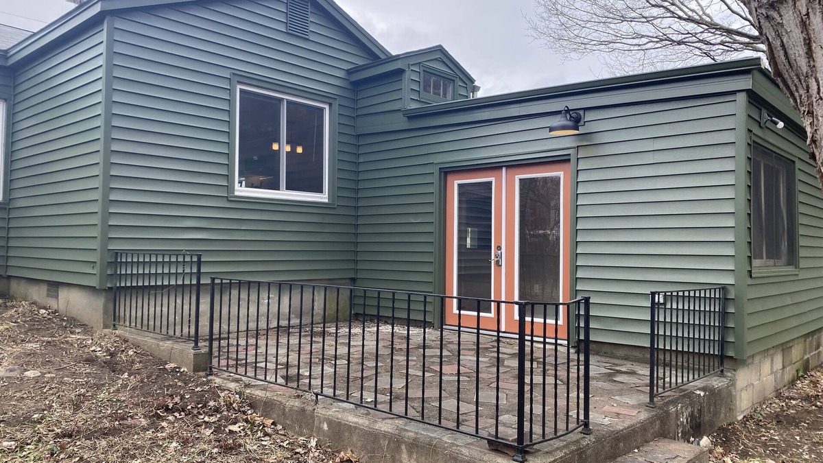 South Burlington House | Entirely renovated super ranch!