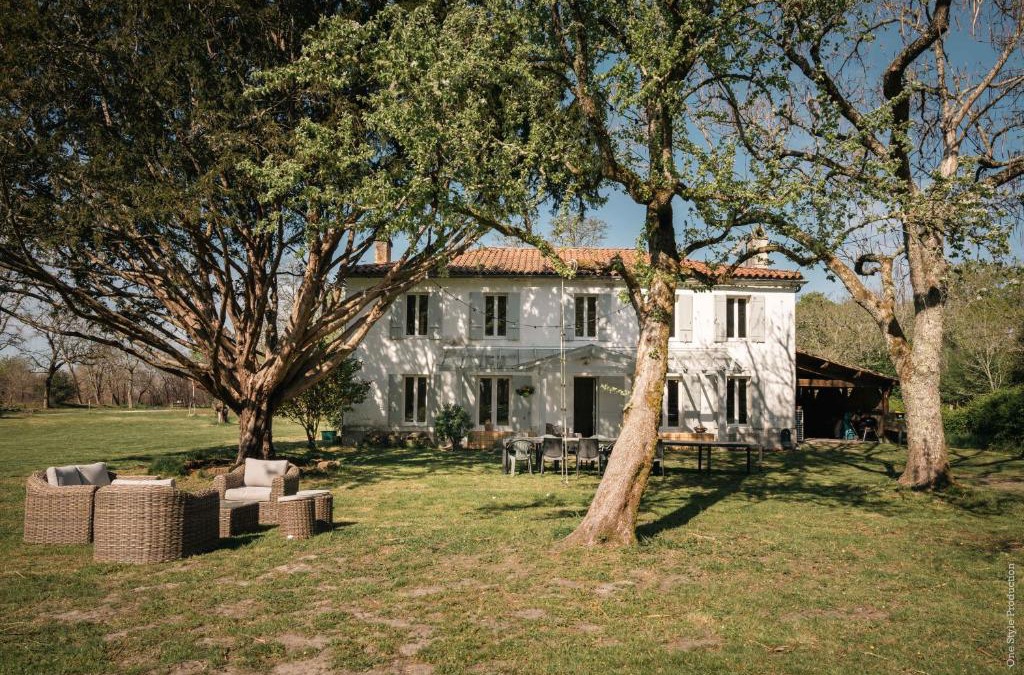 Hostens House | Entre Chênes et Pins - Gîte de groupe 3 étoiles