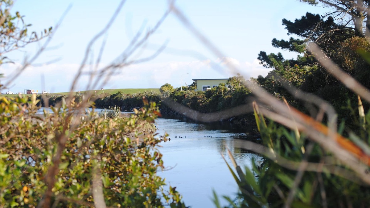 Hokitika Apartment | Enviable Location with True Comfort - Hoki Boatshed Holiday Accommodation