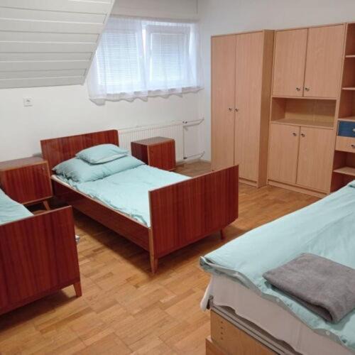 Lanycsok Apartment | Enzó vendégház