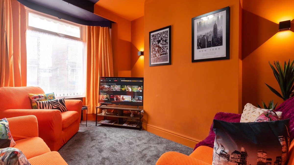 Hull House | Ephphatha 4 Beds Central A63 3 Bedrms Free Wifi