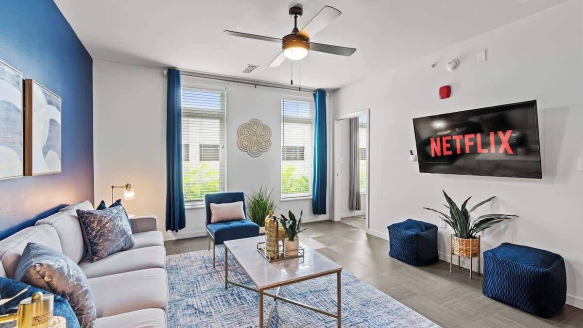 Rogers Condo | Epic 1BR + Pool | Gym + Yoga | LCP Collection