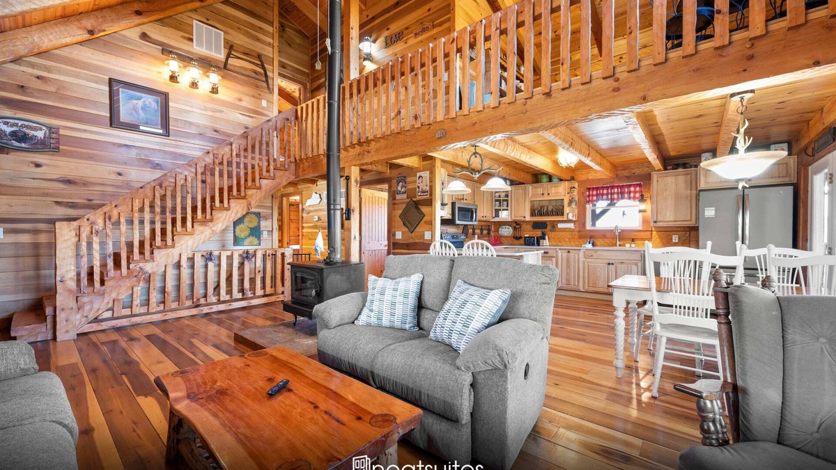Williamstown House | Epic Log Home - Near Ark
