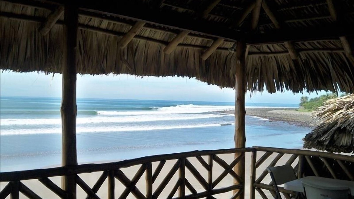 Playa San Blas House | Epic Ocean Front Surf House in La Libertad, El Cocal Beach