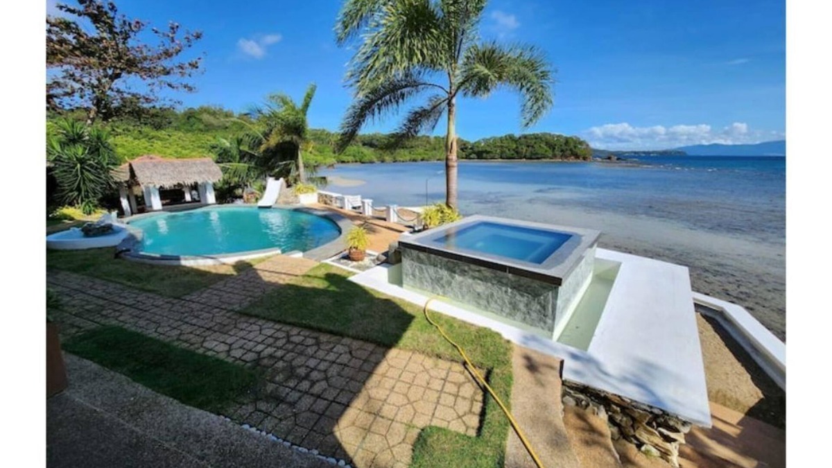 Puerto Galera House | Epic Oceanfront Vista Puerto Galera Beach Villa