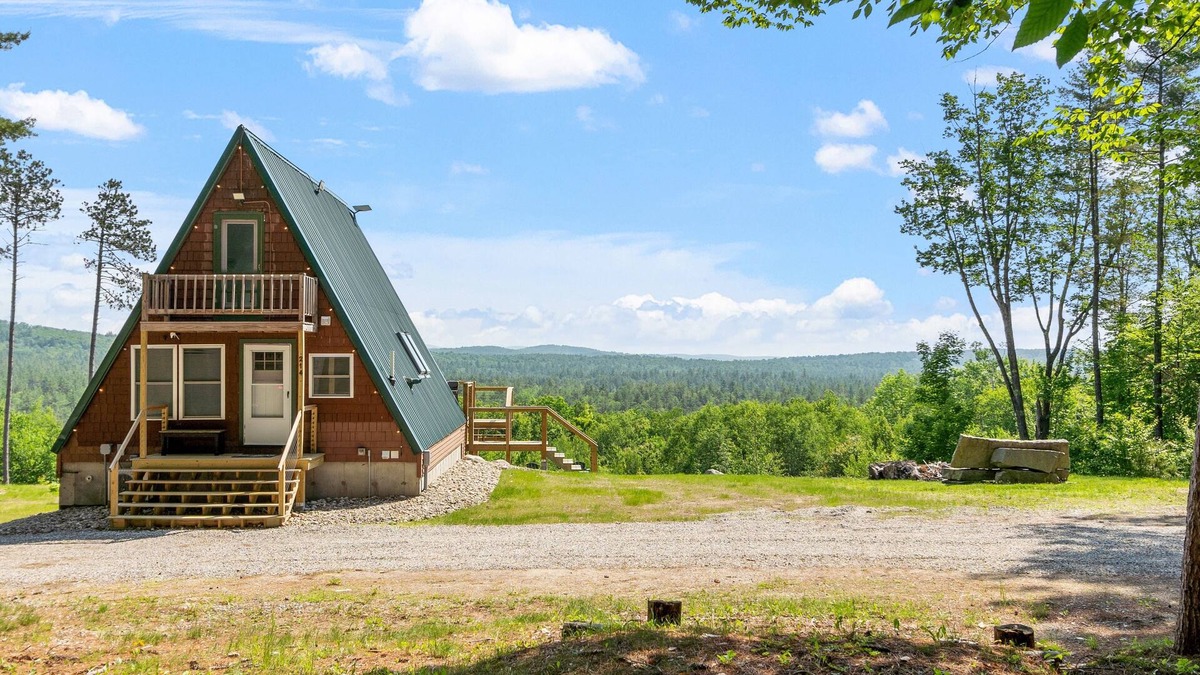 Harrison House | EPIC VIEWS - Pond - Crooked River 14 ACRES - SECLUDED