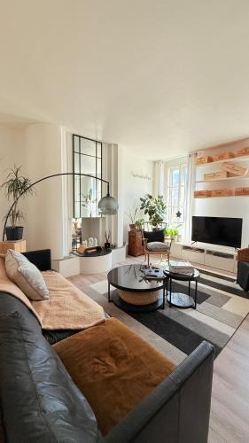 Bordeaux Golden Triangle Apartment | Epicurien historic heart of Bordeaux