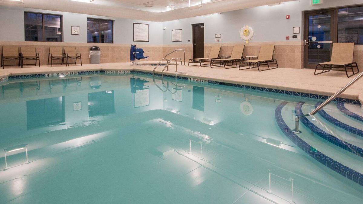 Amherst Condo | Equipped Suite | Free Daily Breakfast, Pool Access + Gym Access