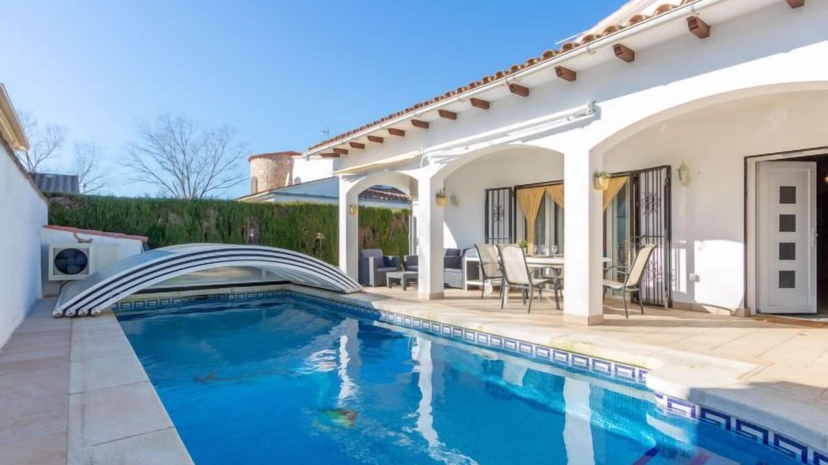 Castello d'Empuries House | Erbanozi by Interhome