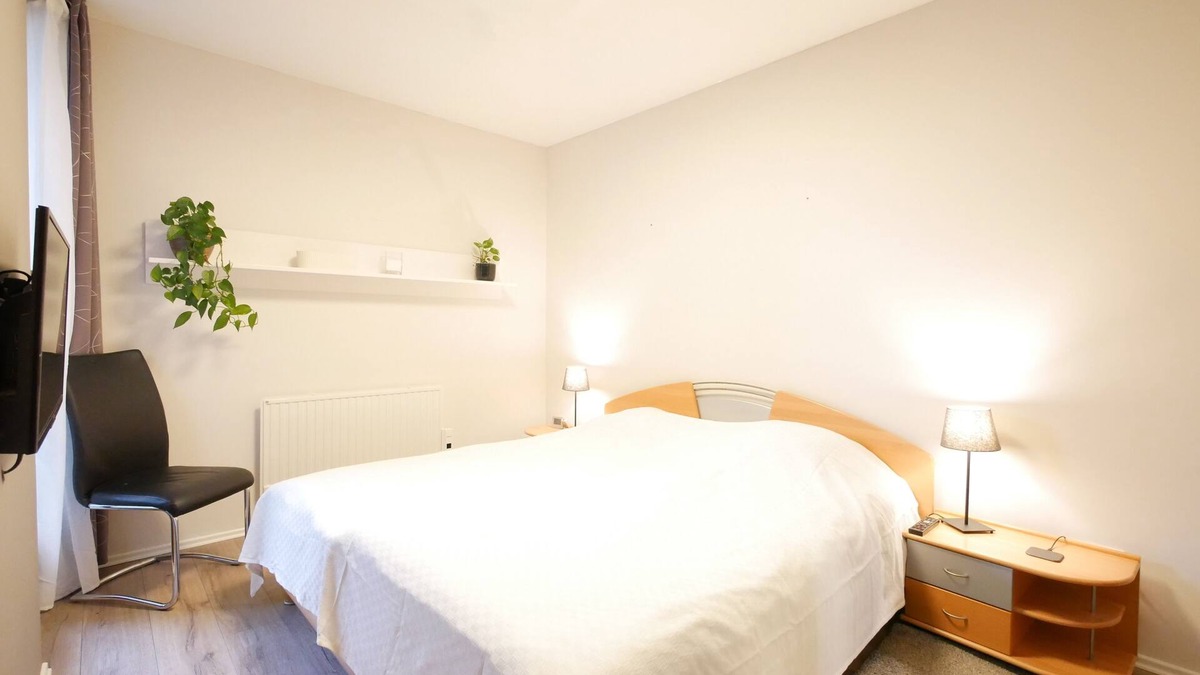 Osnabrueck Apartment | Erdgeschosswohnung mit Eigenem Parkplatz Vorm Haus in Ruhiger Zentraler Lage