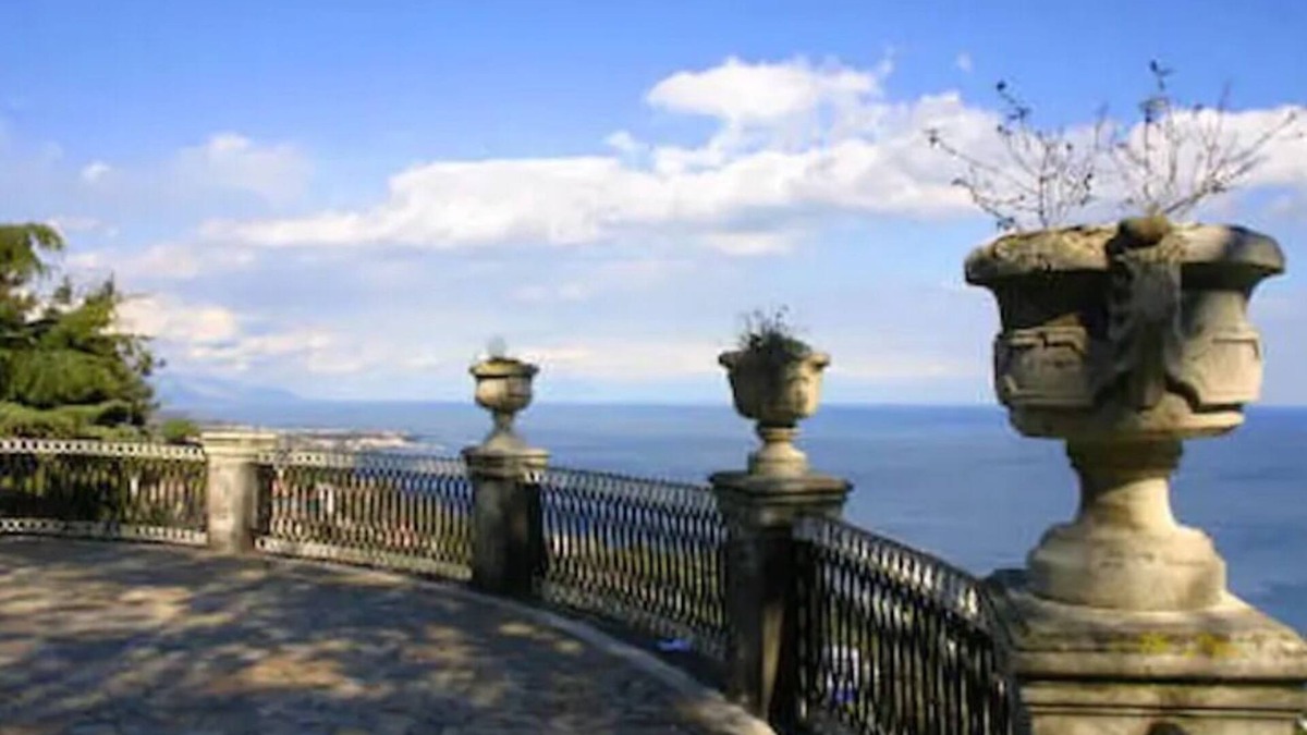 Acireale Apartment | " ERICE "