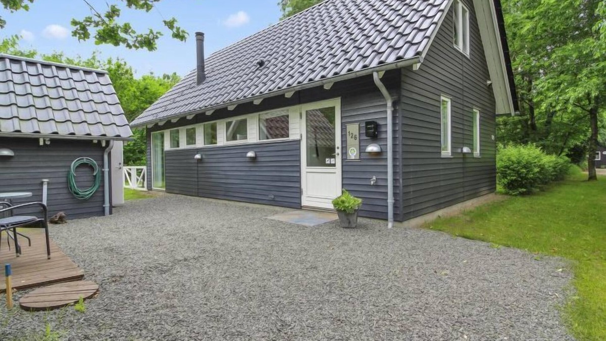 Skygge House | "Erina" by Interhome