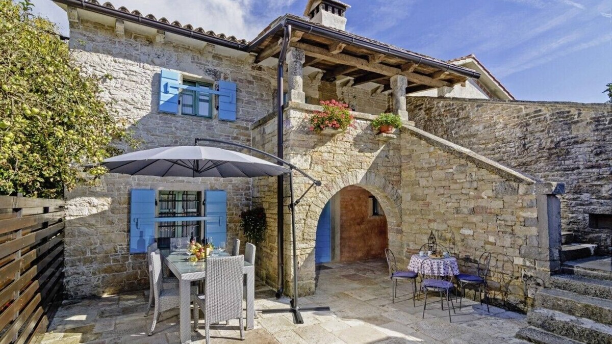Heki House | Erisa in Trošti (Haus für 6 Personen)