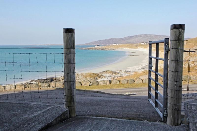 Eriskay Apartment | Eriskay Views Cottage
