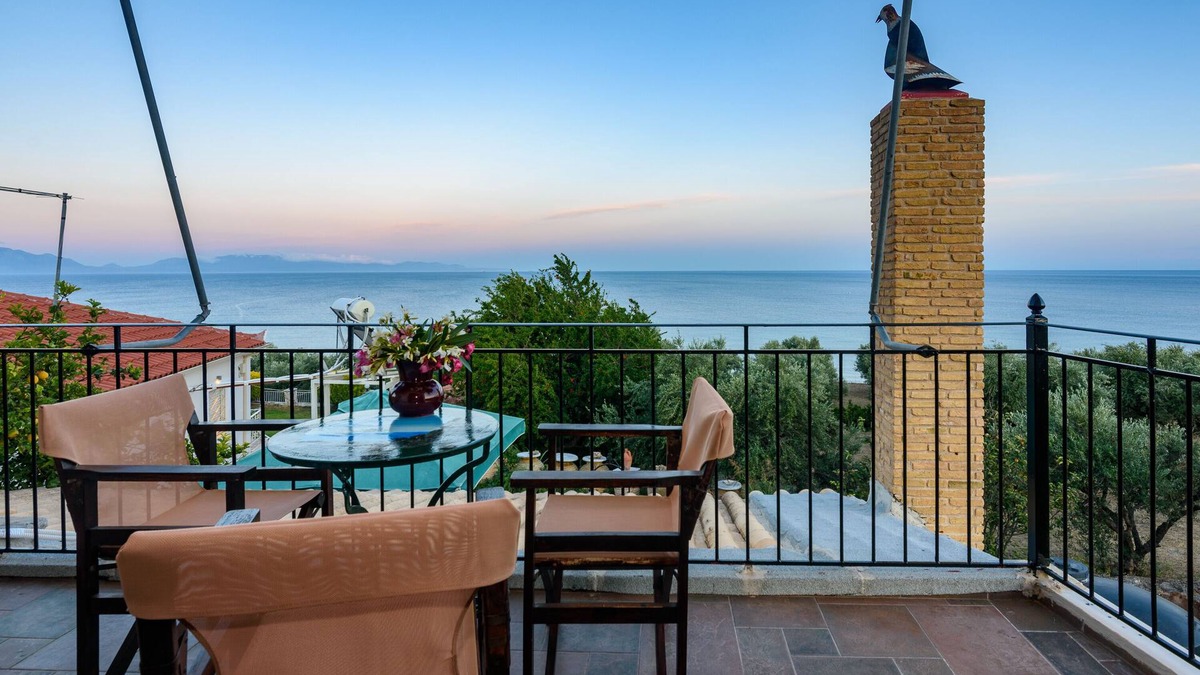 Koroni Apartment | Eros Cozy, Perfect Location, Panoramic Sea View