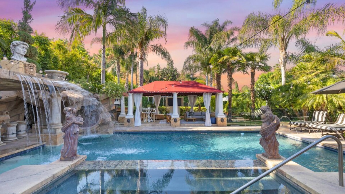 Woodland Hills House | Erwin Estate