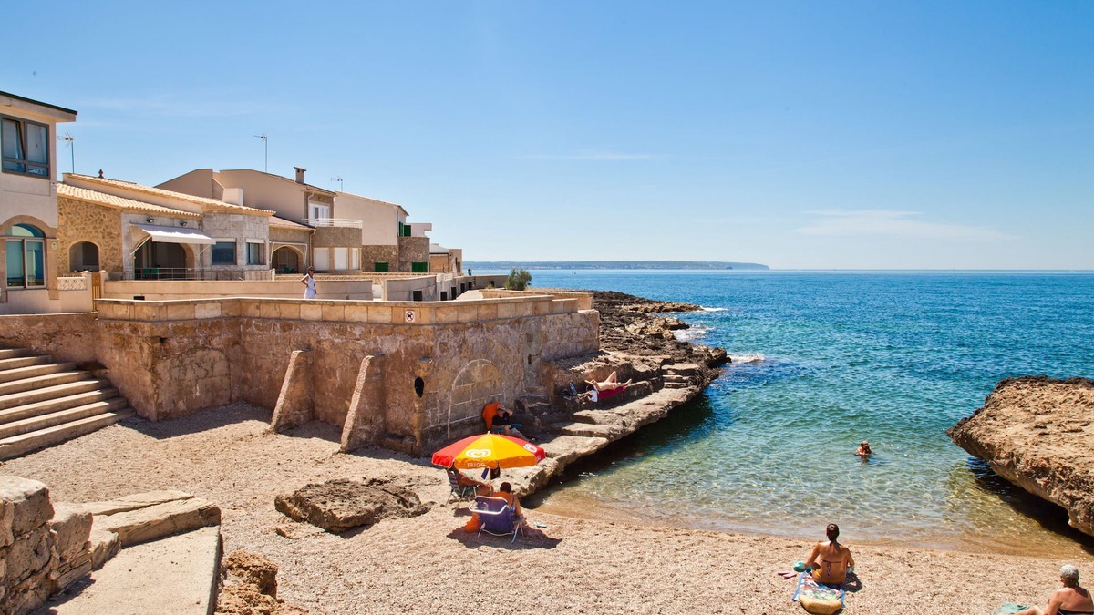 Palma de Mallorca Villa | A BALCON ON THE SEA OF MALLORCA