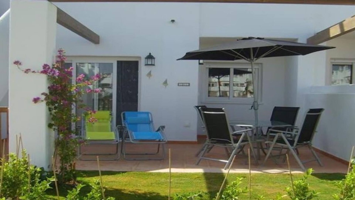 Alhama de Murcia Apartment | Holiday Apartment "Beautiful three bed on Condado" with Pool, Garden & Terrace