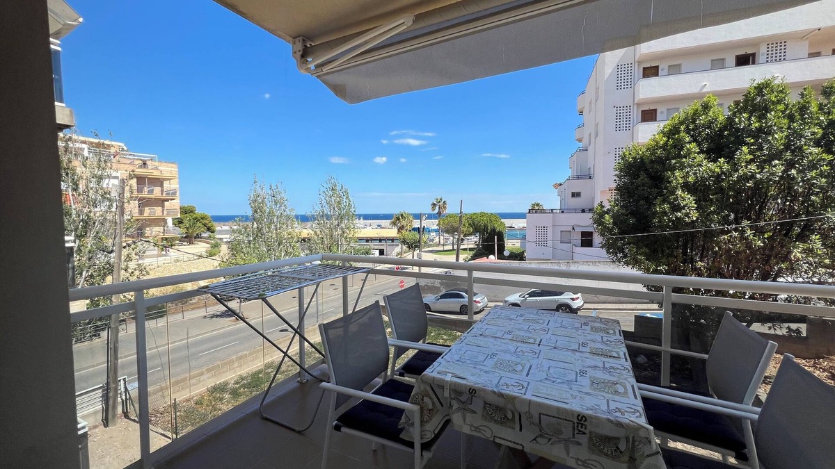Costa Dorada Apartment | in the fishing village, FACING THE SEA, air-conditioned apartment