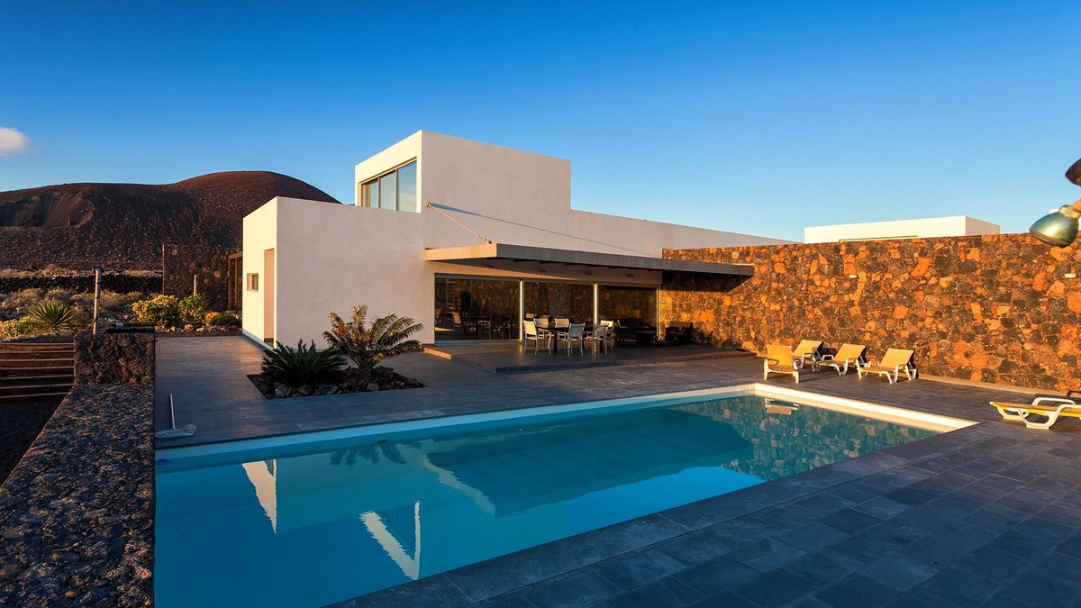 Lajares House | KINEGUA, FUERTEVENTURA. 6 ROOMS