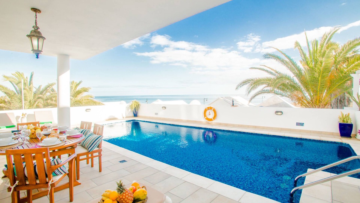 Playa Honda Villa | WAKE UP WATCHING THE SEA! GREAT PRIVATE POOL, VIEWS, BBQ, WIFI