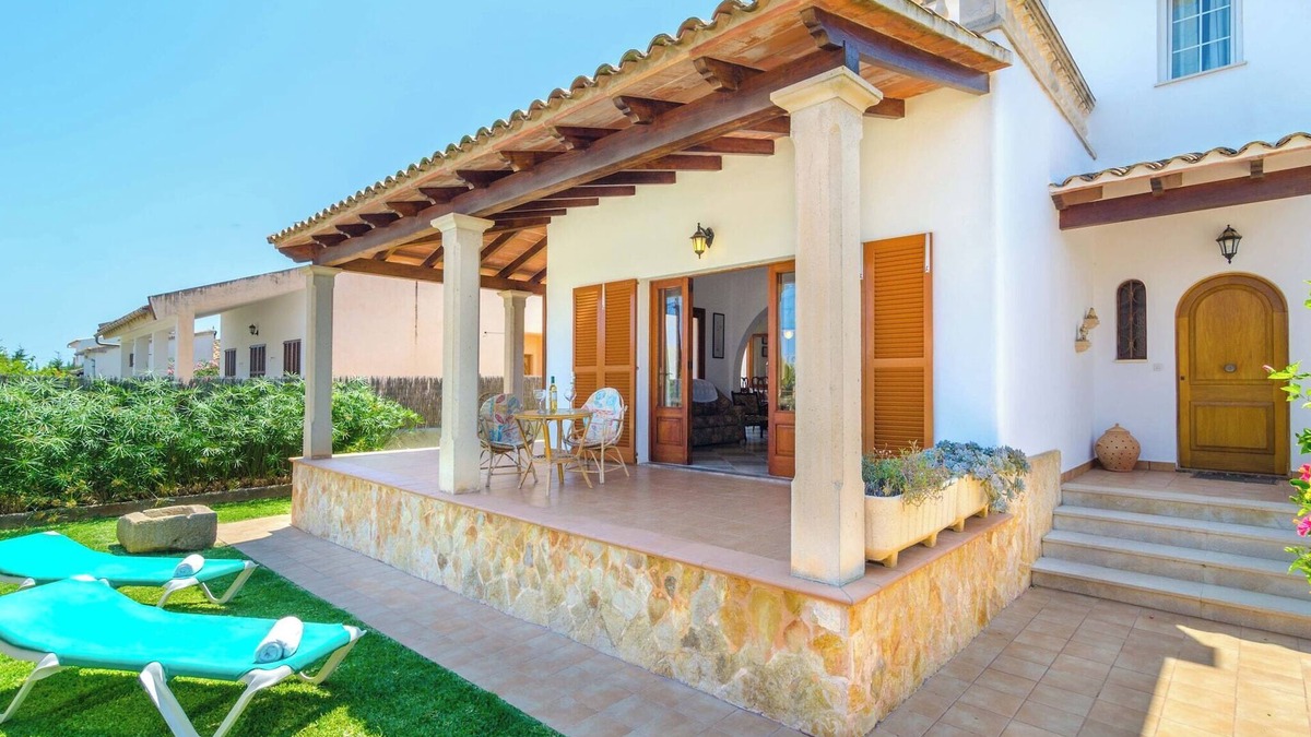 Portocolom Apartment | Es Port - Apartment In Portocolom. Free Wifi