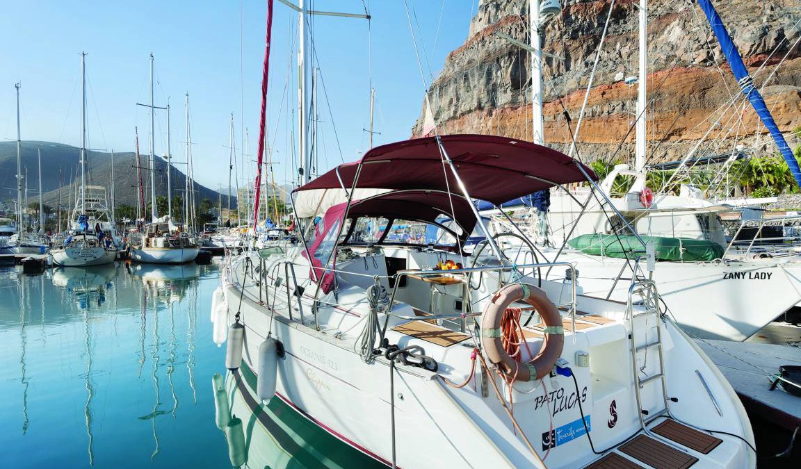 San Sebastian de la Gomera Boat Rental | 35 m² Houseboat ∙ 4 bedrooms ∙ 8 guests
