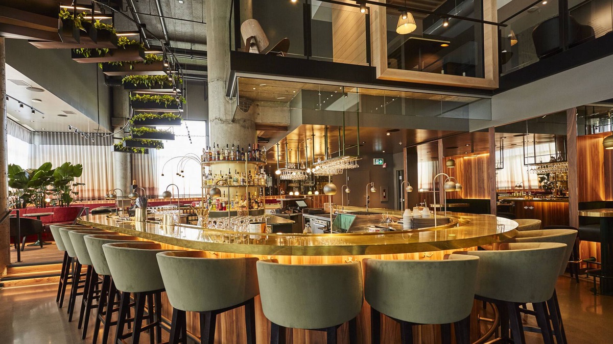 Brossard Hotel | Escad Hotel Quartier DIX30