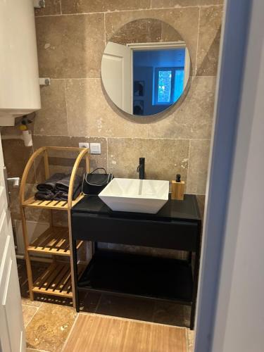 Evreux Apartment | Escapade Chic