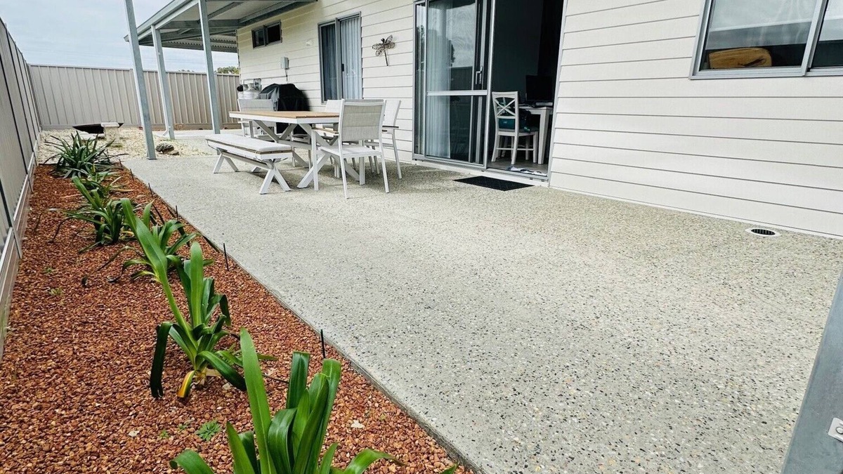 Shire Of Coorow House | Escape city life - brand new beachside holiday home in fishing village