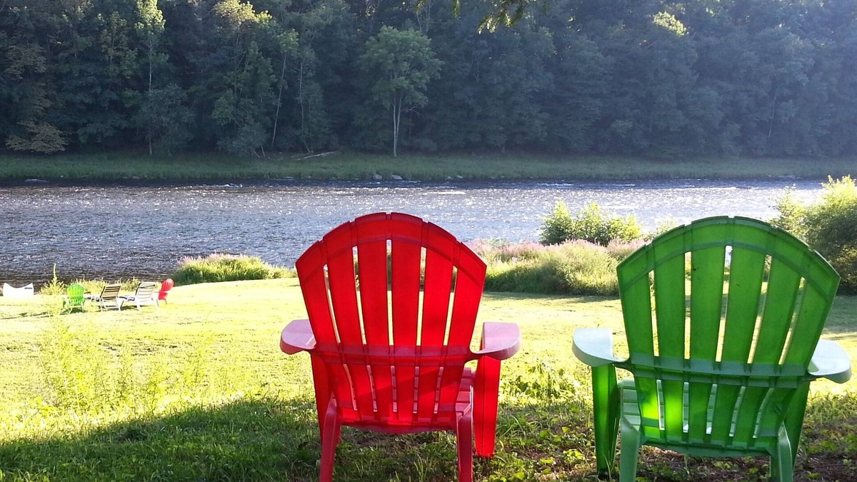 Barryville House | ESCAPE-REFRESH-Large Riverfront Estate-Pristine, Private, Fresh Air-90miles GWB