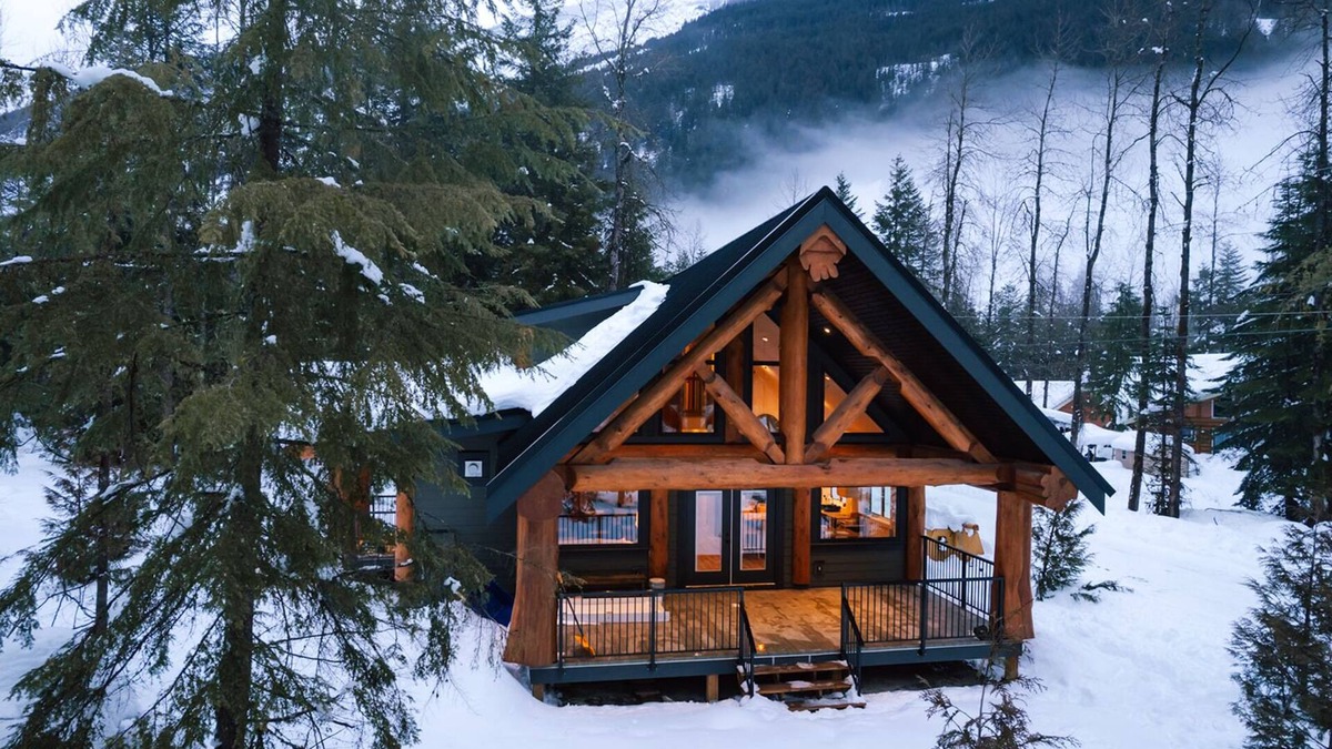 Sunshine Valley Cabin | Escape to a cabin in the woods – Sunshine Valley, BC, Canada