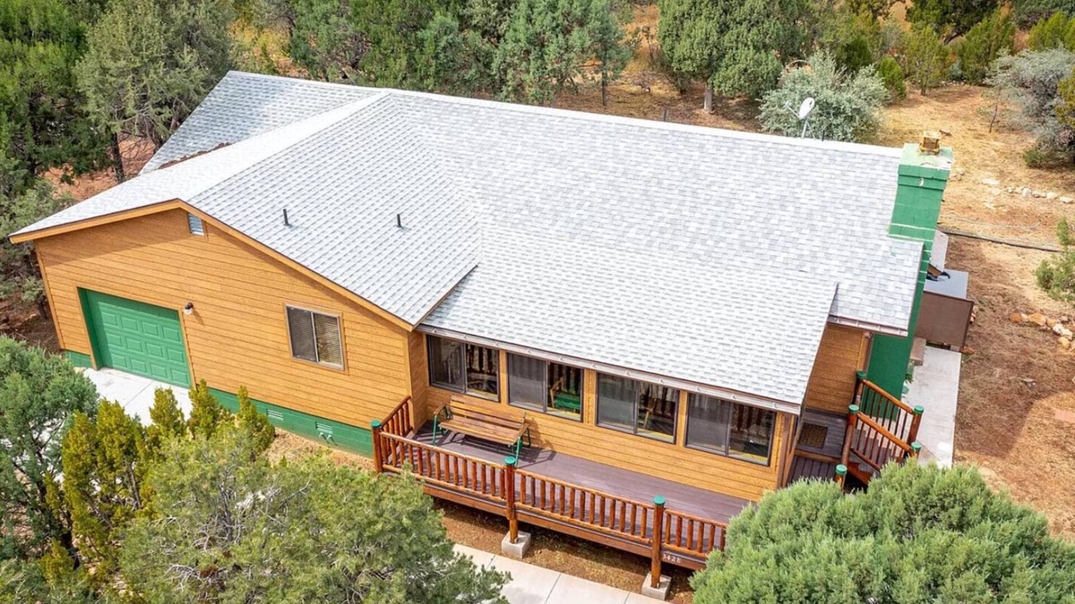 Heber Cabin | Escape to a Cozy Cabin in the Breathtaking White Mountains: Unwind and Reconnect