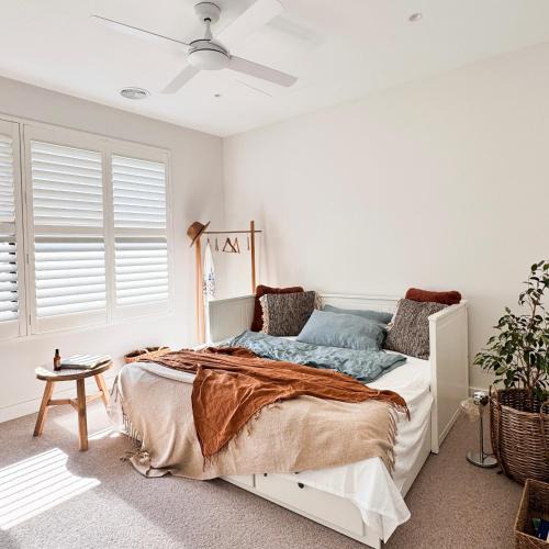 Parkdale House | Escape to a Stylish Retreat House in Parkdale