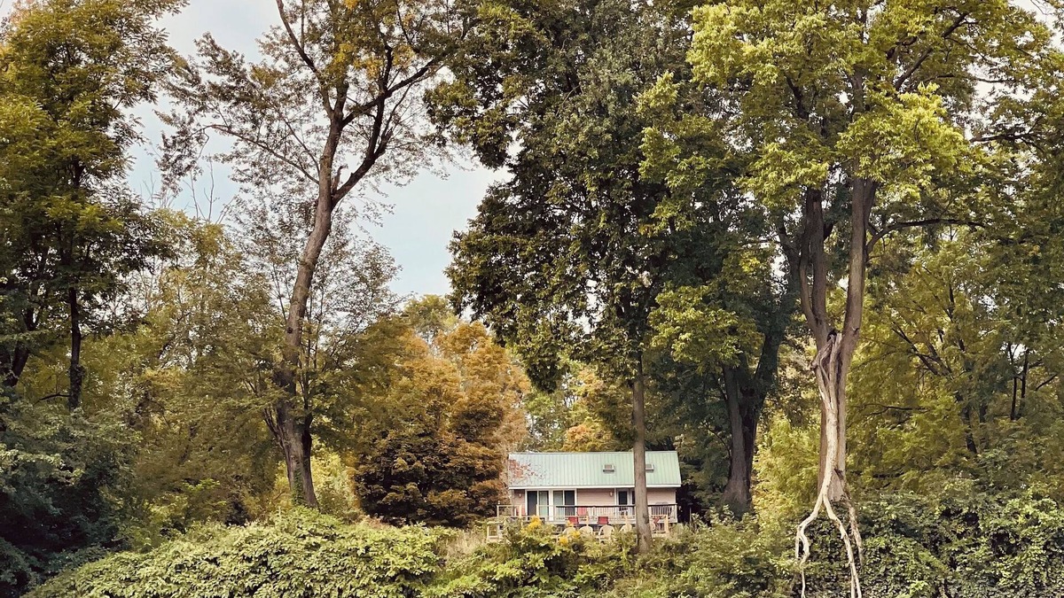 Tunkhannock Cottage | Escape to Belhana, Recreational Riverfront Cottage - SPA and Outdoor Living