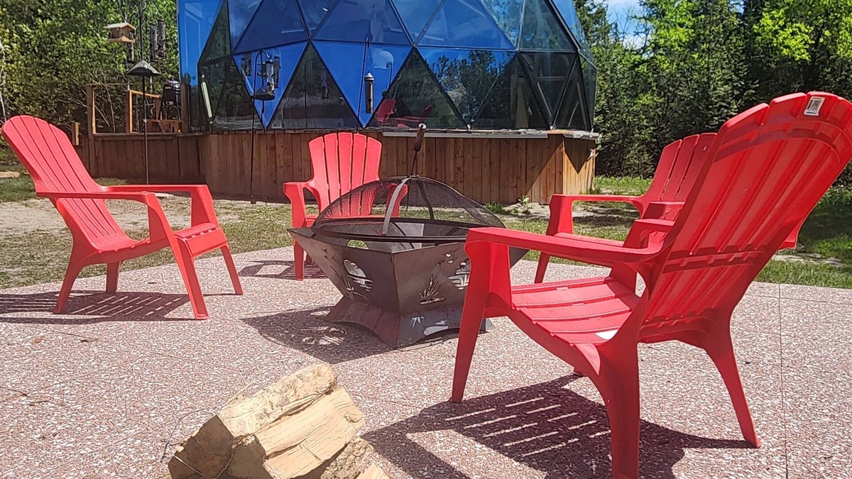 Zephyr House | Escape to Nature, Sleep Under The Stars