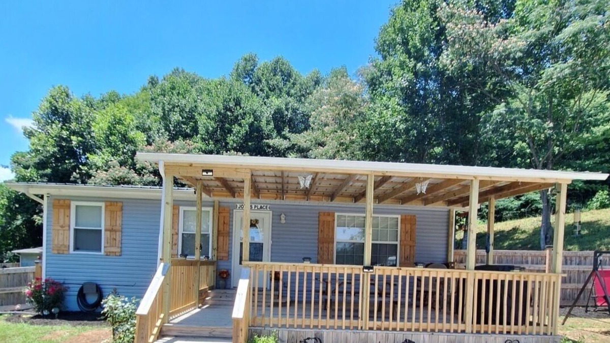 La Follette Cottage | Escape to our charming cottage just 3 minutes from Cumberland ATV Trails!