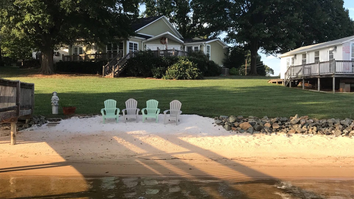 Mount Mourne House | Escape To The Lake! Luxurious Deep Water Lake Norman Home w/Private Beach & Dock