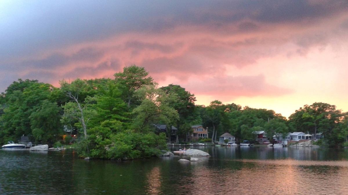 Andover Cottage | Escape to your own private cove! Year round enjoyment at this lakefront cottage!