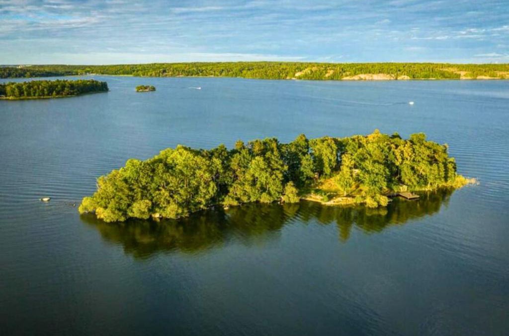 Ekero O House | Escape to Your Very Own Private Island - Just 30 Minutes from Stockholm