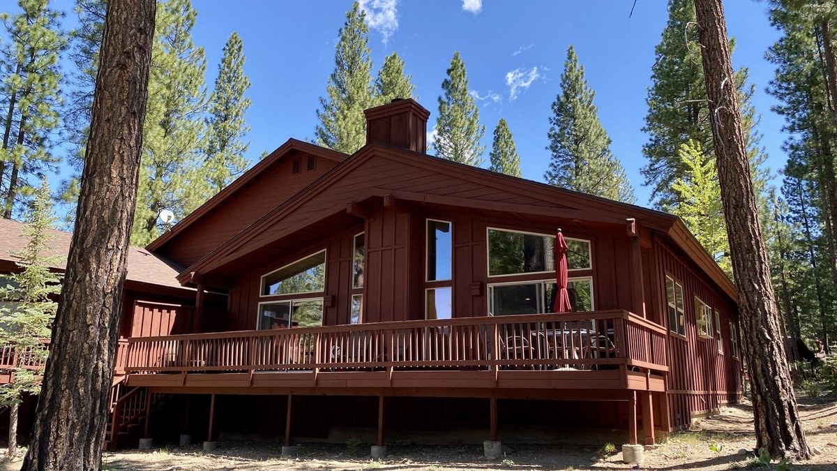 Whitehawk House | Escape to your Whitehawk Ranch retreat - 2 cozy bedrooms await