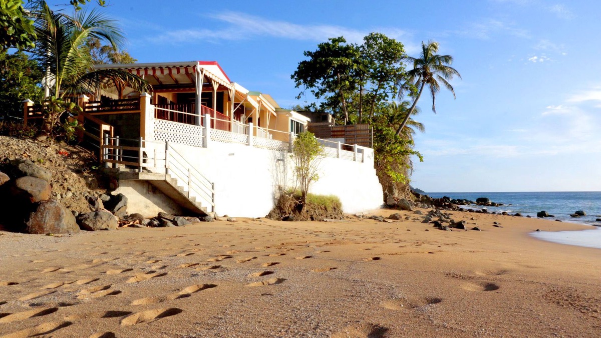 Rifflet Villa | Escape with the sound of the waves