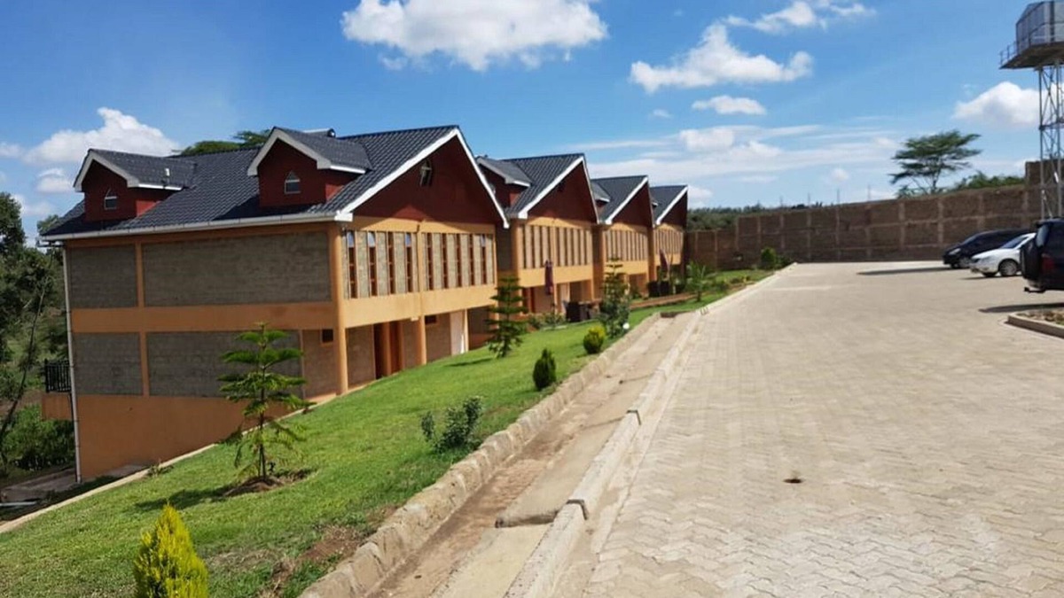 Narok Hotel | Esikar Gardens
