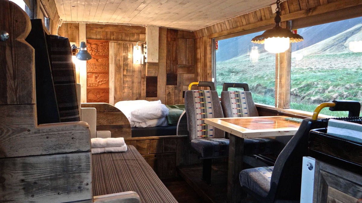 Grundarhverfi RV Rental | Esjan