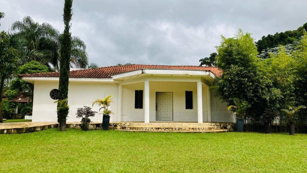 Nazare Paulista House | Espaço Andaluzia em Meio a Natureza, Perfeito Para Desfrutar com Família/amigos