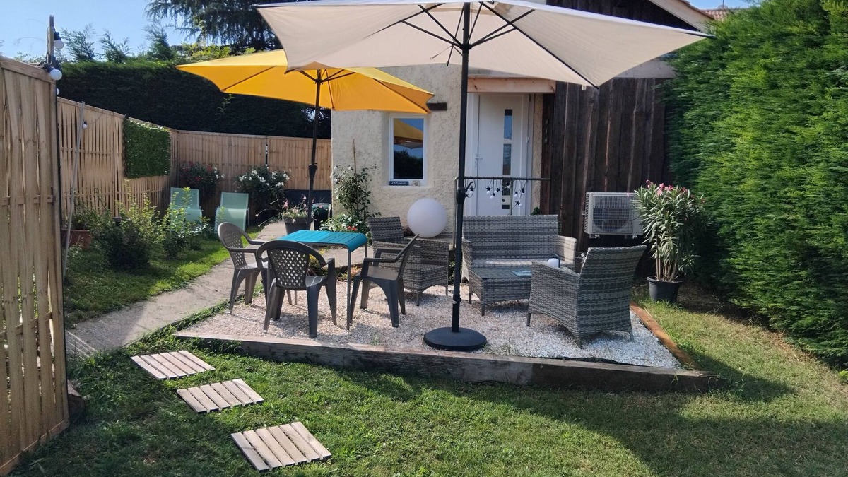 Saint-Clair-de-la-Tour House | ESPACE ATYPIQUE DETENTE BIEN-ETRE